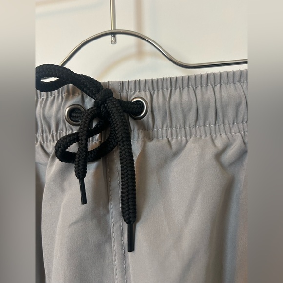 U.S. Polo Assn. USPA Color-Block Swim Shorts - Picture 8 of 16